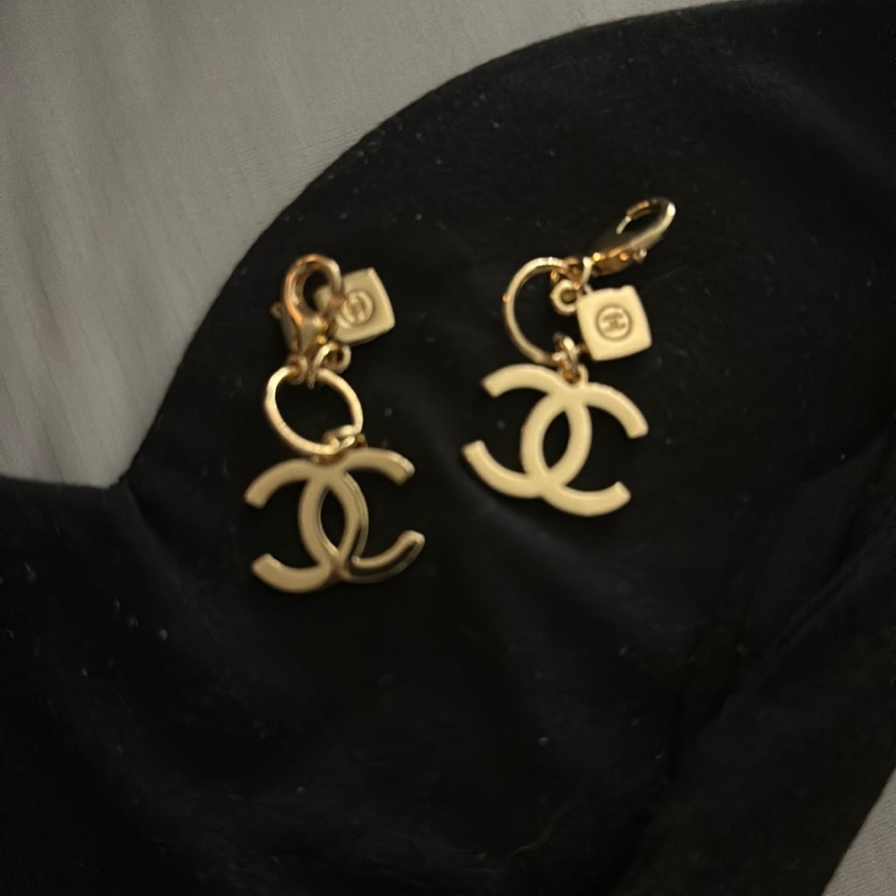 Chanel clips. Authentic gift with purchase.